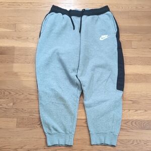 Nike Men's Gray and Black Joggers